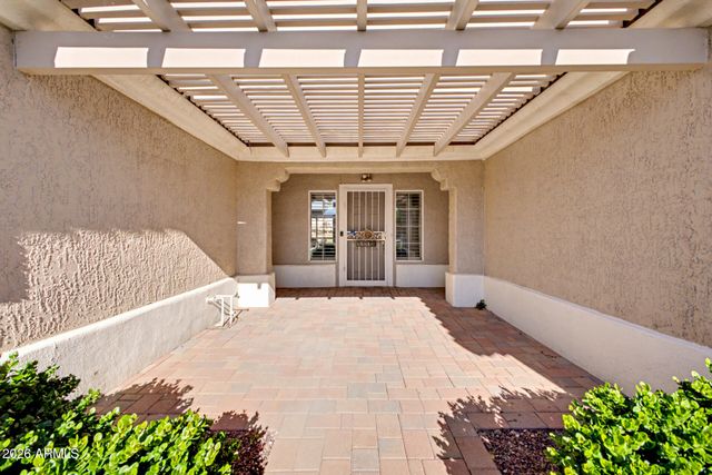 15536 W SKY HAWK Drive, Sun City West, AZ 85375
