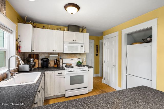 707 N Forest AVE, Sandpoint, ID 83864