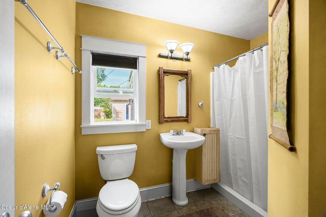 707 N Forest AVE, Sandpoint, ID 83864