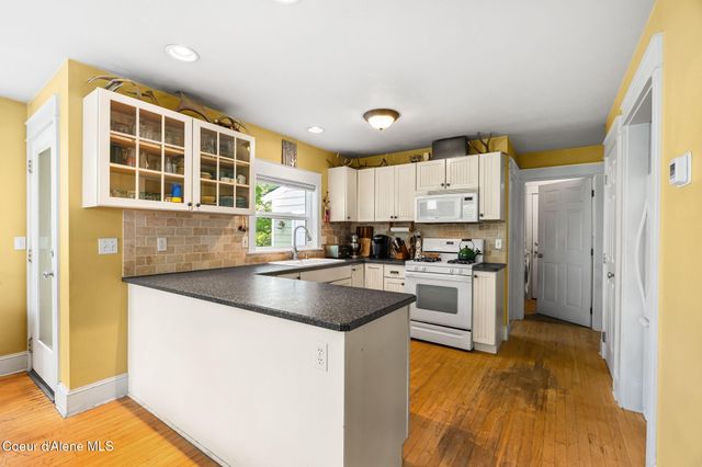 707 N Forest AVE, Sandpoint, ID 83864