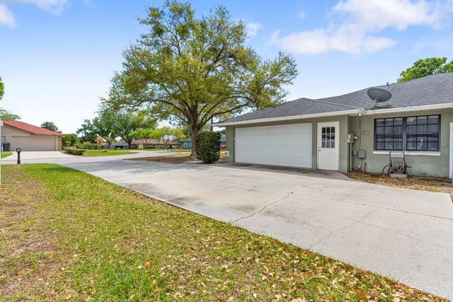 2550 ROSLYN LANE, Lakeland, FL 33812