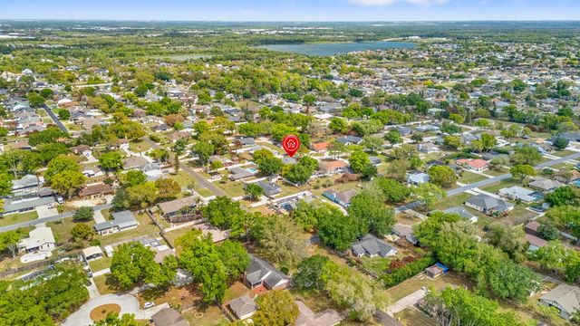 2550 ROSLYN LANE, Lakeland, FL 33812