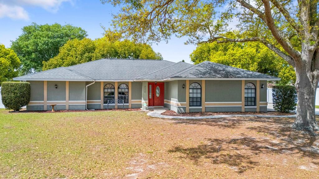 Image 1 of property listing at 2550 ROSLYN LANE, Lakeland, FL 33812