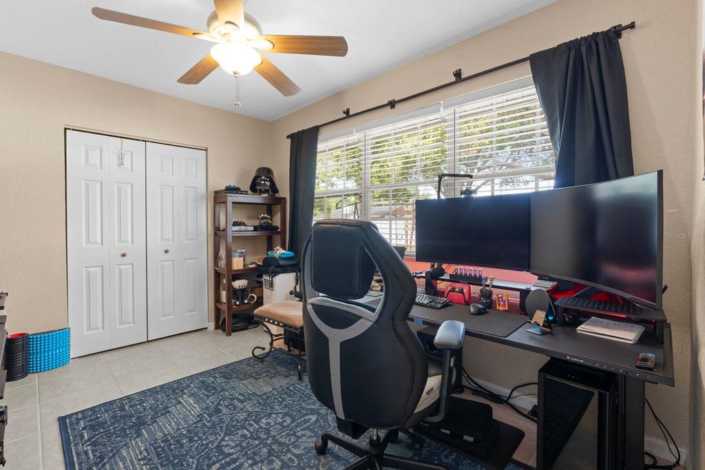 Image 39 of property listing at 2550 ROSLYN LANE, Lakeland, FL 33812