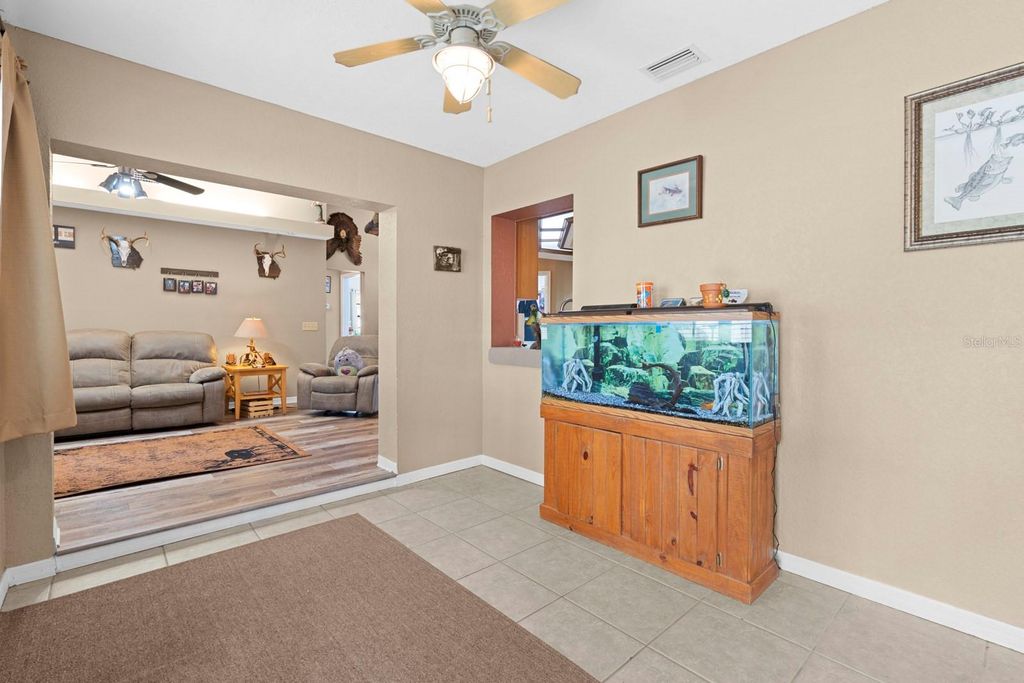 Image 41 of property listing at 2550 ROSLYN LANE, Lakeland, FL 33812