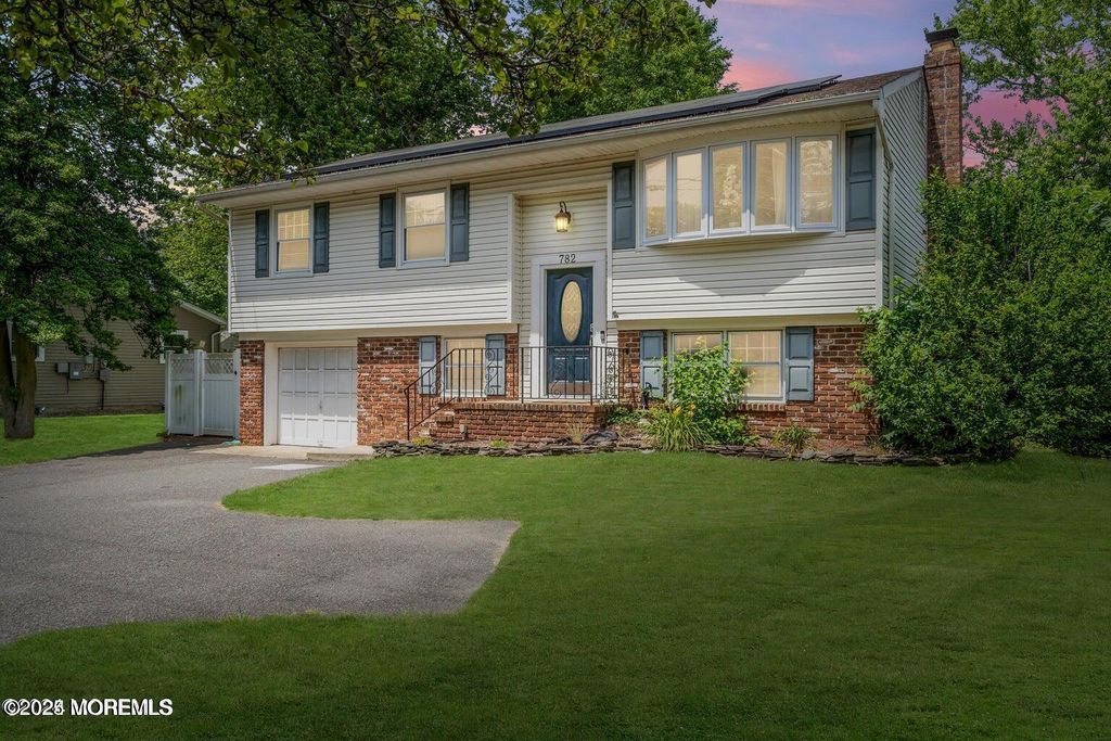 782 Bay Avenue, Toms River, NJ 08753