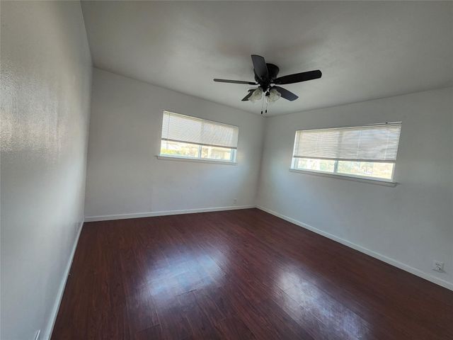 1714 Laurel Road, Gainesville, TX 76240