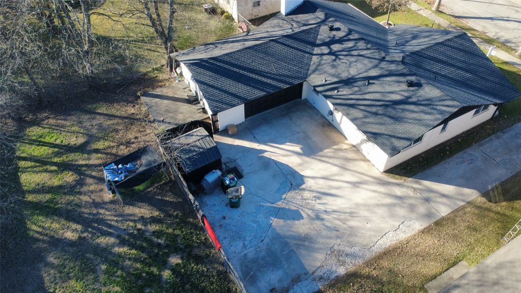 1714 Laurel Road, Gainesville, TX 76240