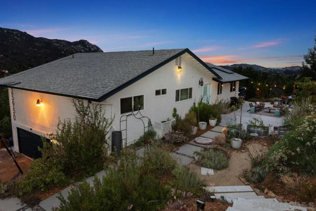 25950 Kaywood Dr, Escondido, CA 92026