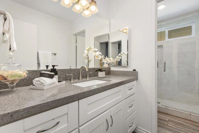 25950 Kaywood Dr, Escondido, CA 92026