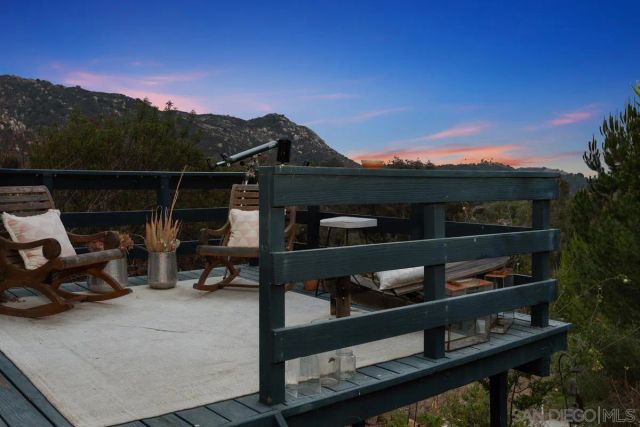 25950 Kaywood Dr, Escondido, CA 92026