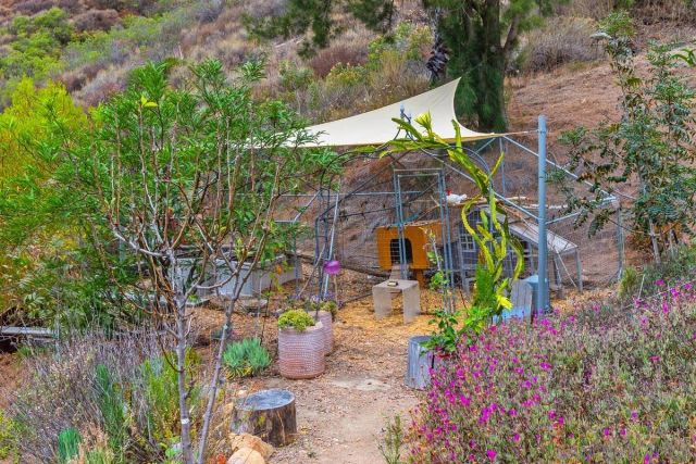 25950 Kaywood Dr, Escondido, CA 92026