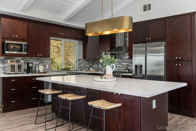 25950 Kaywood Dr, Escondido, CA 92026