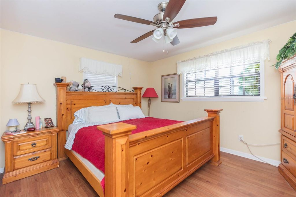 Image 27 of property listing at 2219 SHADEHILL COURT, Tampa, FL 33612