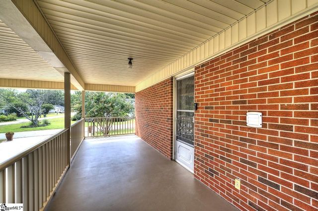 301 Bannister Street, Easley, SC 29640