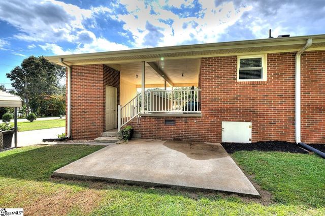 301 Bannister Street, Easley, SC 29640