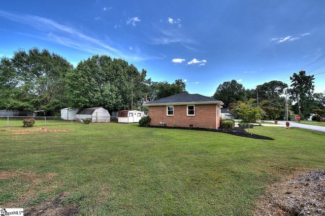301 Bannister Street, Easley, SC 29640