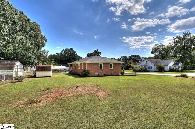 301 Bannister Street, Easley, SC 29640