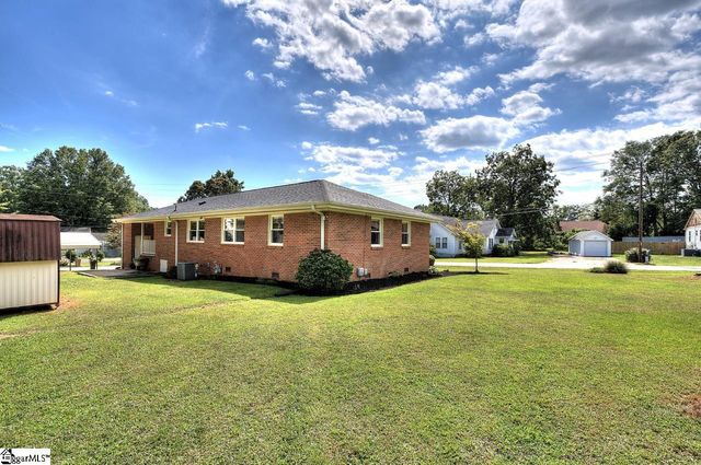 301 Bannister Street, Easley, SC 29640