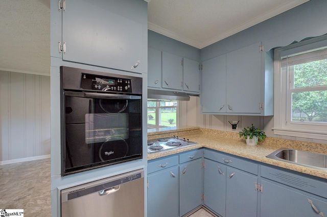 301 Bannister Street, Easley, SC 29640