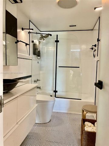 900 Bay Drive 207, Miami Beach, FL 33141