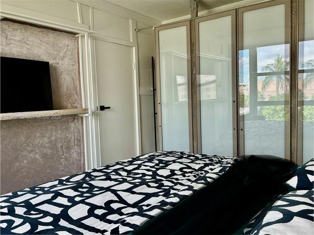 900 Bay Drive 207, Miami Beach, FL 33141