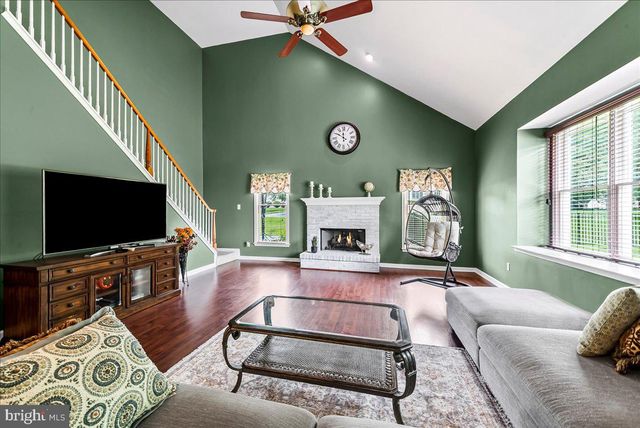 408 BRENTFORD RD, Kennett Square, PA 19348