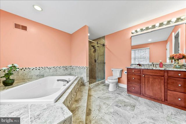 408 BRENTFORD RD, Kennett Square, PA 19348