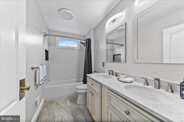 408 BRENTFORD RD, Kennett Square, PA 19348