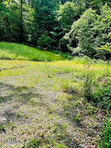 2600 Rosendale Road, Niskayuna, NY 12309