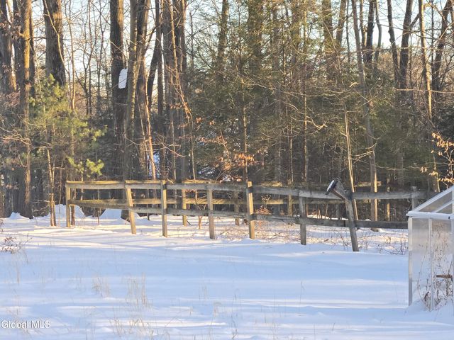 2600 Rosendale Road, Niskayuna, NY 12309