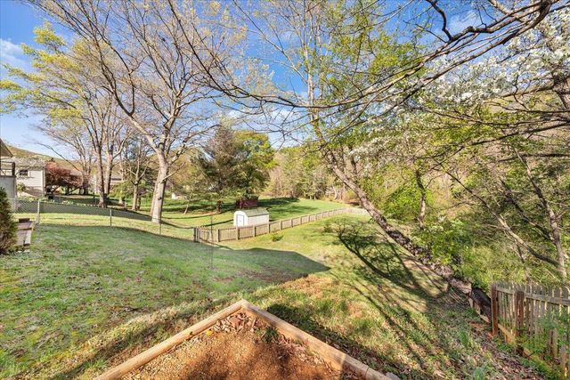 3305 Snead RD, Roanoke, VA 24014