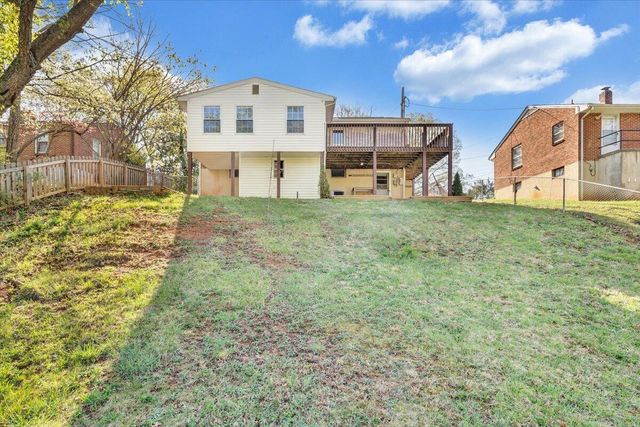 3305 Snead RD, Roanoke, VA 24014