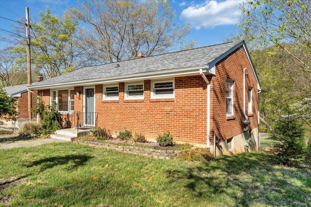 3305 Snead RD, Roanoke, VA 24014