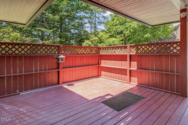 208 Finley Forest Drive, Chapel Hill, NC 27517