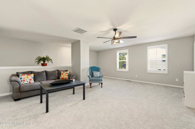 4009 Mosswood Ln, La Grange, KY 40031