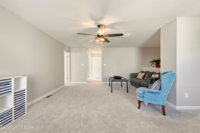 4009 Mosswood Ln, La Grange, KY 40031