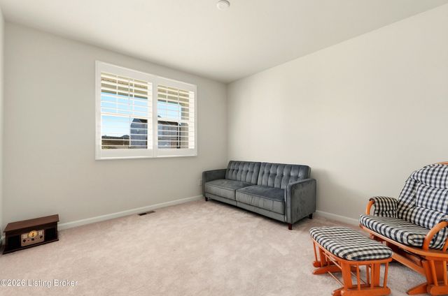 4009 Mosswood Ln, La Grange, KY 40031