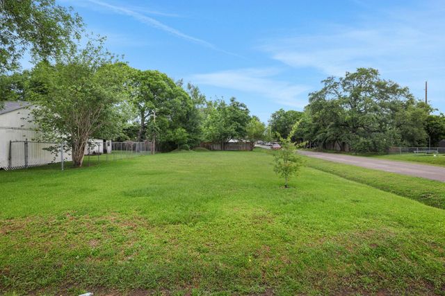 10102 Porto Rico Road, Houston, TX 77041