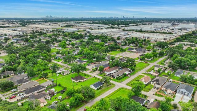 10102 Porto Rico Road, Houston, TX 77041