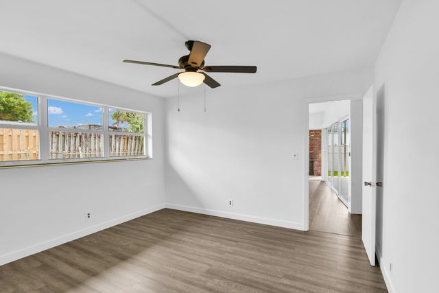 8 NE 15TH Avenue, Pompano Beach, FL 33060