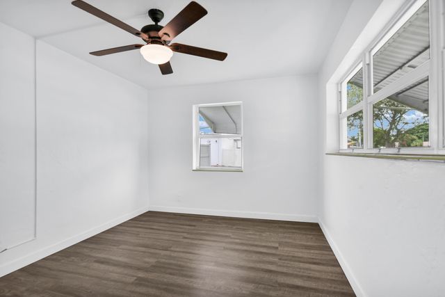 8 NE 15TH Avenue, Pompano Beach, FL 33060