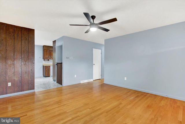 306 COTTAGE ST, Waynesboro, PA 17268