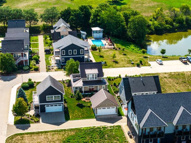 12 Great Loop West, Ottawa, IL 61350