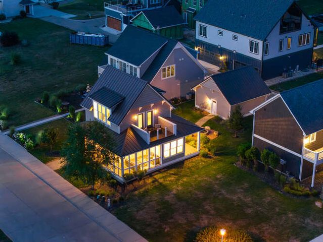 12 Great Loop West, Ottawa, IL 61350