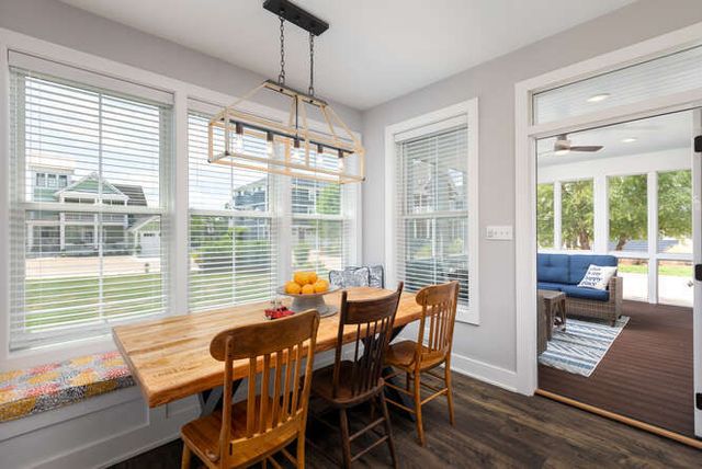 12 Great Loop West, Ottawa, IL 61350