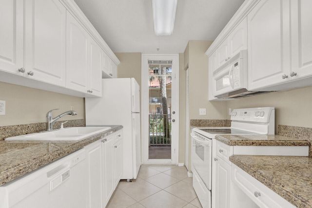 4812 S Central Boulevard 12, Jupiter, FL 33458