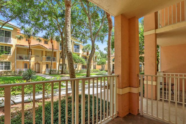 4812 S Central Boulevard 12, Jupiter, FL 33458