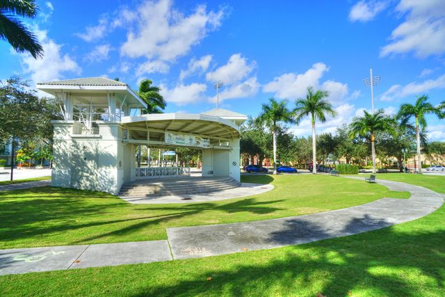 4812 S Central Boulevard 12, Jupiter, FL 33458