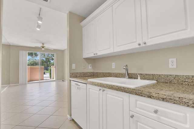 4812 S Central Boulevard 12, Jupiter, FL 33458